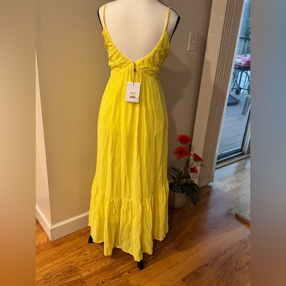 Sundress Bright Yellow Maxi Dress New - Picture 4 of 7